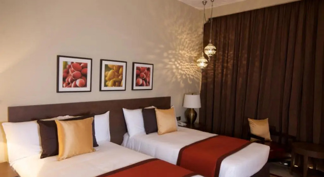 Двухместный номер Al Sahab с балконом Aldhafra Desert Resort, Vignette Collection by IHG