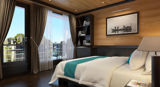 Семейный номер Standard с балконом La Casta Cruise Luxury Ha Long Bay Experience Private Cabin with Ocean View Balcony and Bathtub