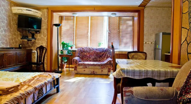 Studio Lessor Centre Apartments