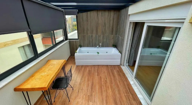 Люкс Sun Suites