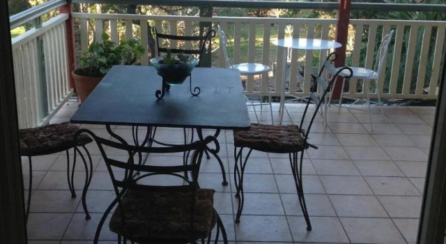 The Friendly Chat Bed and Breakfast, Забронировать Отель Биркдейл Brisbane Region