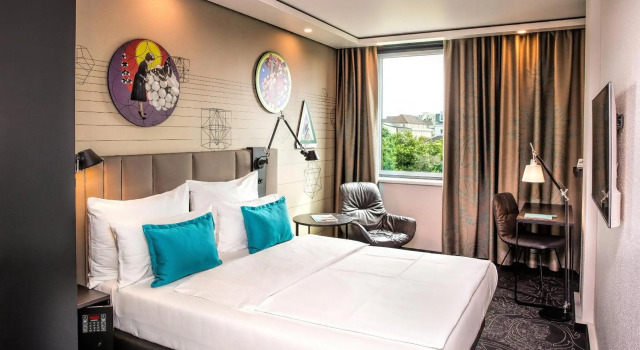Motel One Wien Westbahnhof, Rezervați Motel 15. Rudolfsheim-Fünfh. Viena, aproape de Thaliastrasse
