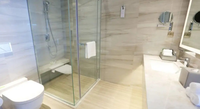 Четырёхместный номер Standard с видом на гавань Courtyard by Marriott Xiamen Haicang