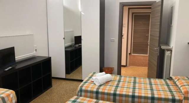 Четырёхместный номер Standard Hotel Cairoli