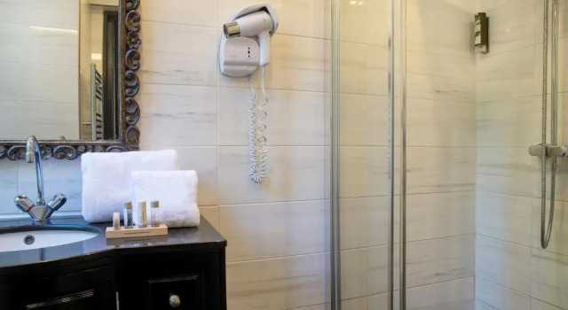 Номер Comfort Hôtel Les Voyageurs