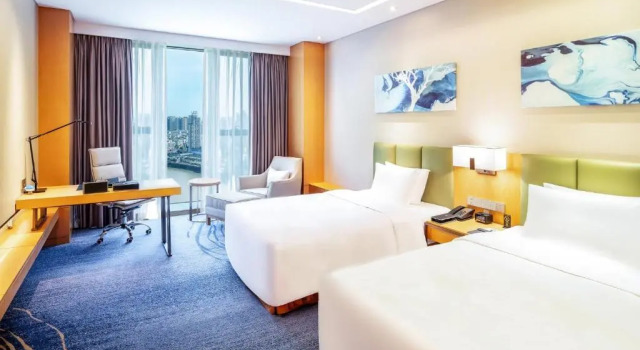 Номер Premium Holiday Inn Neijiang Riverside by IHG