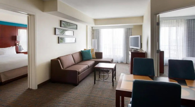 Люкс с 2 комнатами Residence Inn Los Angeles Burbank/Downtown