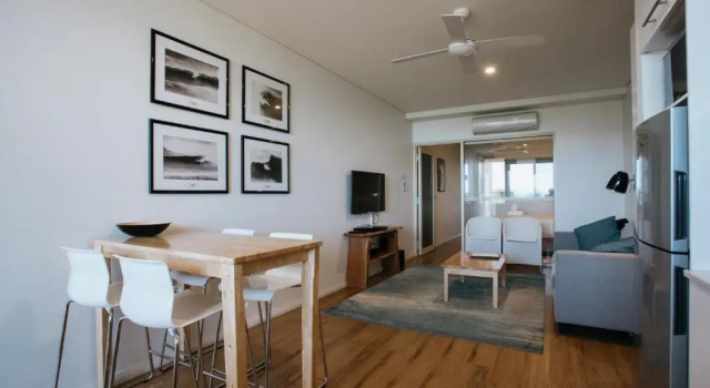 Апартаменты Executive Canal Rocks Beachfront Apartments