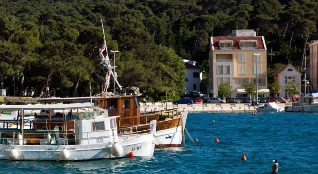 Makarska City Bay Studios, Забронировать Отель Отели и гостиницы Макарска, рядом с Набережная Рива (Макарска), Отель