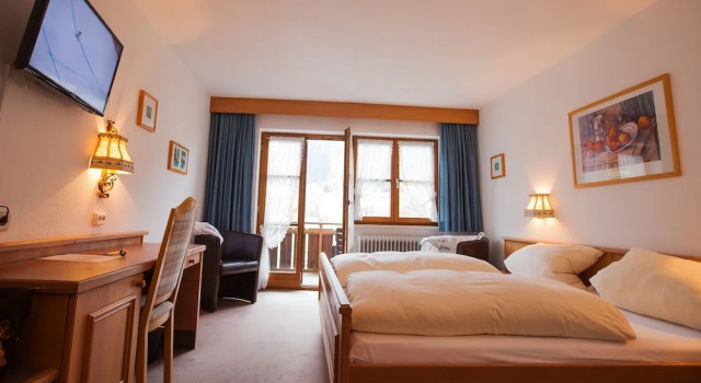 Habitación Estándar con balcón Hotel Pfrontener Hof