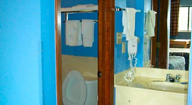 Двухместный номер Standard Western Inn Express