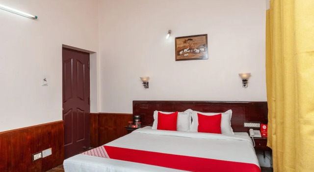 Номер Deluxe OYO 27809 Hotel Ganapathy Garden