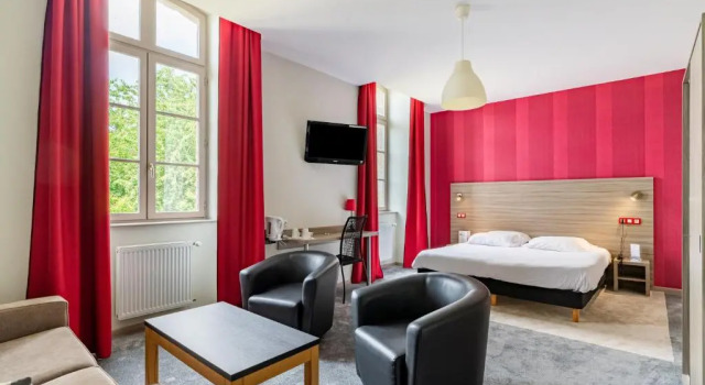 Люкс Brit Hotel Spa Le Connetable