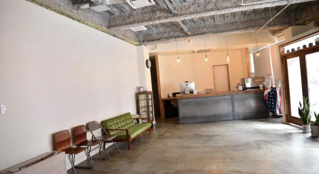 almond hostel & cafe Shibuya, Забронировать Хостел Сибуя Токио, рядом с Токийская мечеть и турецкий культурный центр