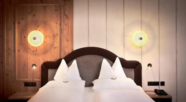 Двухместный номер Deluxe с балконом Hotel Neue Post - 4 Sterne Superior