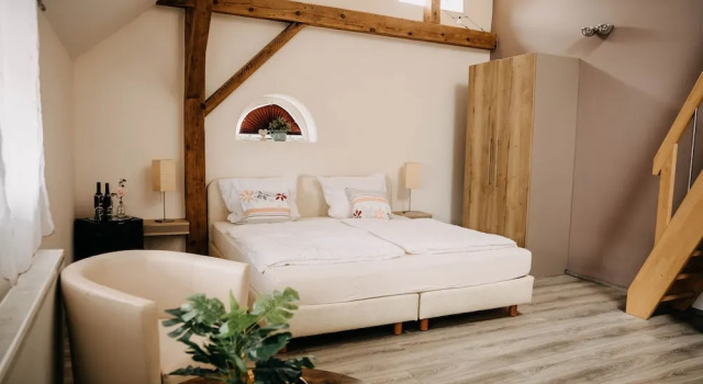 Altstadt-Residenz Manz, Забронировать Гостевой дом Вахенхайм-ан-дер-Вайнштрасе Рейнланд-Пфальц