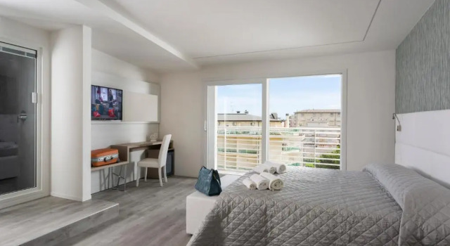 Полулюкс MARITTIMO Milano Marittima