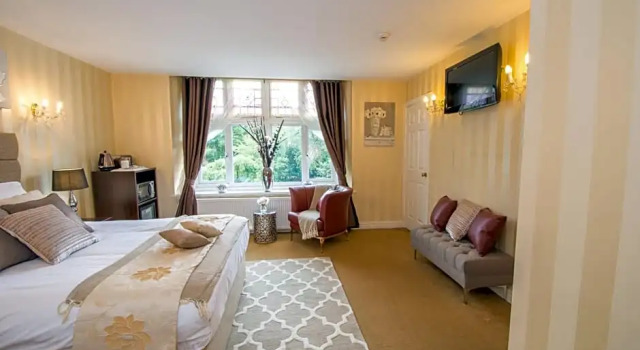 Номер Standard NormanHurst Hotel