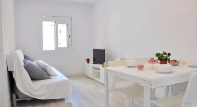 New Bright Apartment & Terrace 3.2 Fira Barcelona, Забронировать Апартаменты/квартира Апартаменты Оспиталет-де-Льобрегат, рядом с Торговый центр Gran Vía 2, Апартаменты/квартира