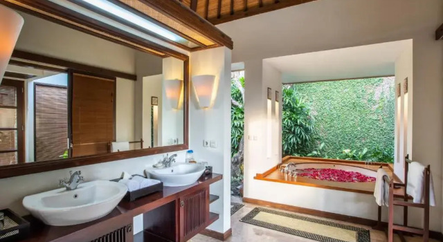 Вилла с 2 комнатами Villa Saffron Seminyak Bali