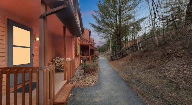 Номер Standard Chatiemac 42F - Quiet & Cozy 3-Bedroom Retreat 3 Townhouse by The Summit at Gore Mountain