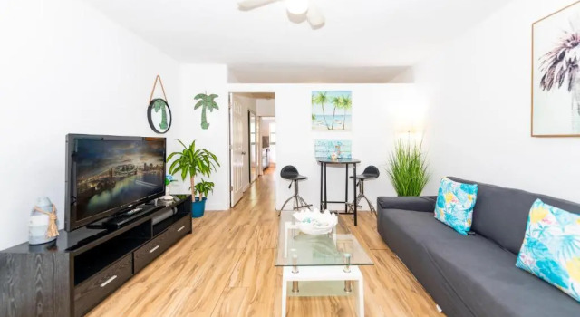 Апартаменты Sofi Beach Apartments