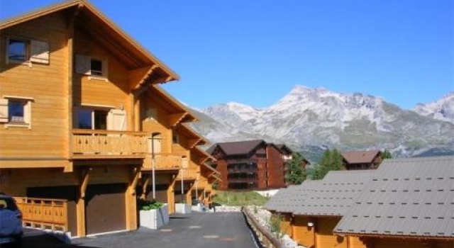 House Hameau des cimes 7, Забронировать Отель Отели Ле-Деволюи 3 звезды, 3*