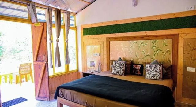 Номер Superior The Hosteller Mussoorie By the Streamside, Kempty