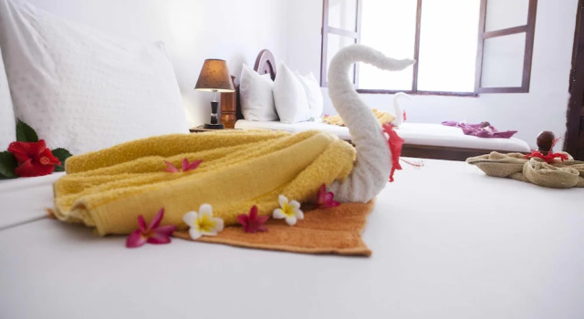 Surfescape Village Zanzibar, Забронировать Отель Отели Пвани-Мчангани по системе «всё включено», рядом с Пляж Mapenzi Beach, Всё включено
