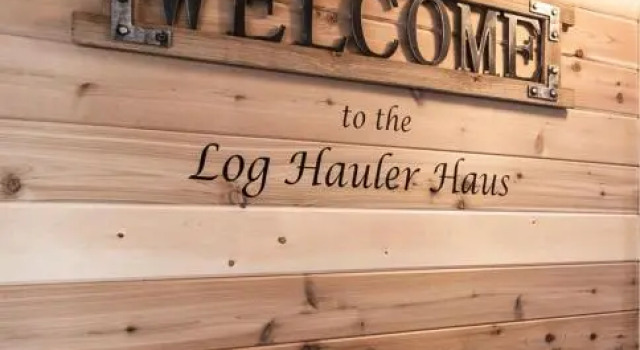 Log Hauler Haus, Забронировать Отель Отели Leavenworth Ski с парковкой, Парковка