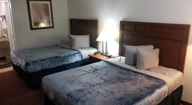 OSU King Bed WI-FI Hotel 110 Booking, Prenota Hotel Stillwater Oklahoma