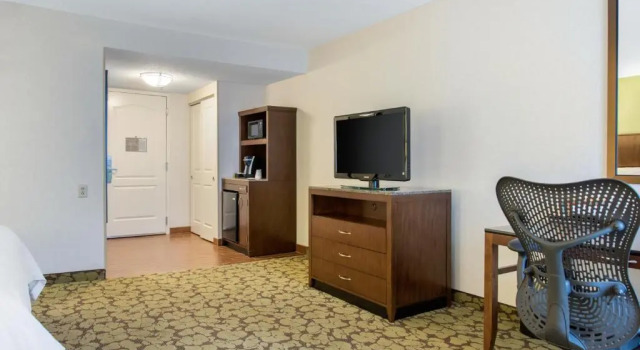 Двухместный номер Deluxe Hilton Garden Inn Portland Airport