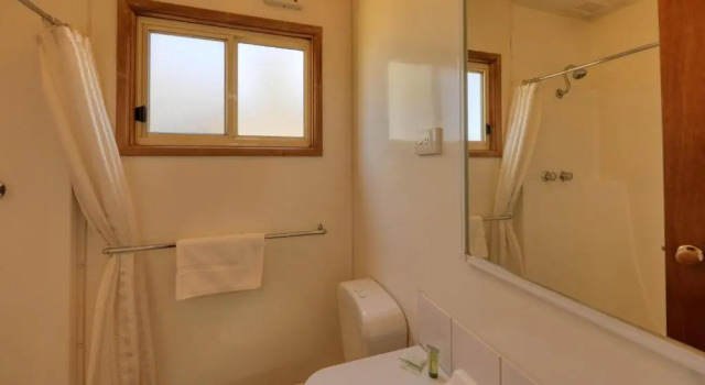 Апартаменты с 2 комнатами Cobar Caravan Park