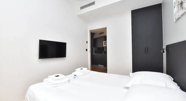 Chic Apartment - 1br/4p - Near the Palais Garnier, Забронировать Апартаменты/квартира Париж Иль-де-Франс, рядом с Лувр — Риволи