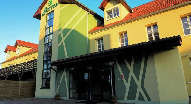 Centrum Restauracyjno-Hotelowe Florres, Réserver Hôtel Racibórz Silesie
