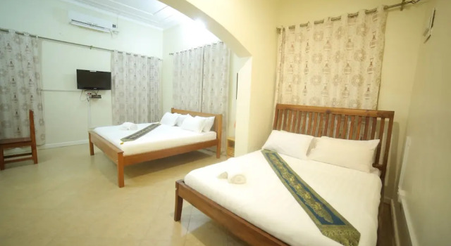 Entebbe Palm Hotel