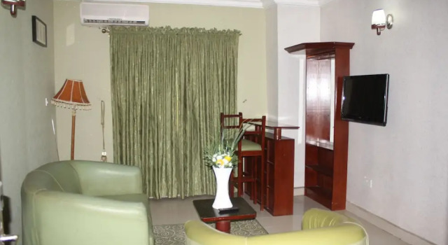 Двухместный номер Executive с балконом Bestway Luxury Suites