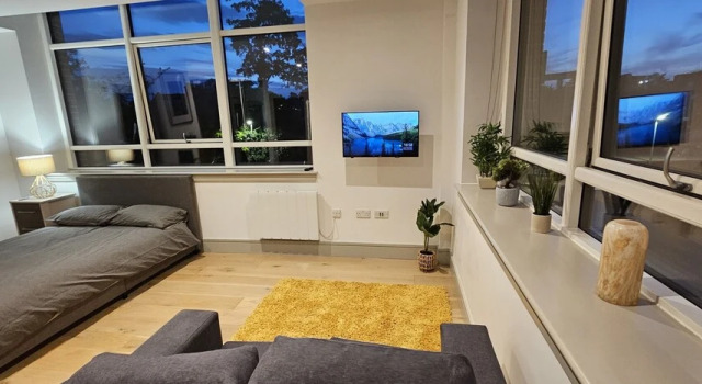 Beautiful 1-bed Studio in London Tottenham, Book Hotel Hoteller i Tottenham med parkering, Parkering