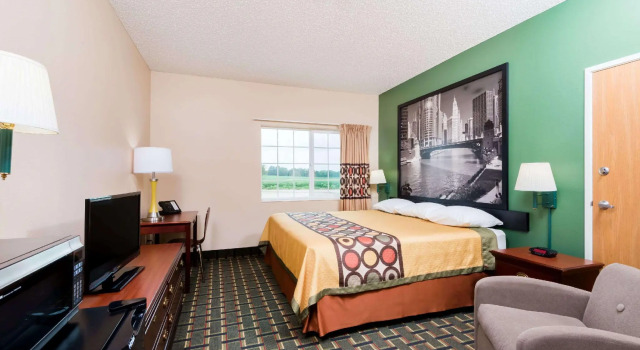 Двухместный номер Standard Super 8 by Wyndham Mt. Carmel IL