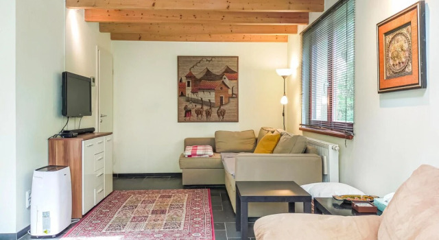 Awesome Home in Rekem-lanaken With Wifi and 2 Bedrooms, Prenota Hotel Rekem Limburgo