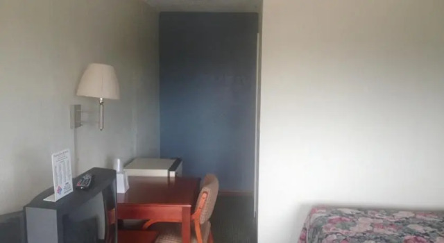 Regency Inn - Terre Haute, Varaa Hotelli Terre Haute Indiana