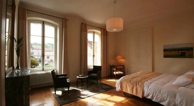 Le Clos des Noyers, Забронировать Отель Комбронд Пюи-де-Дом