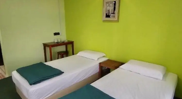 Двухместный номер Deluxe OYO 91195 Dancenter Seremban 2 Near Snow