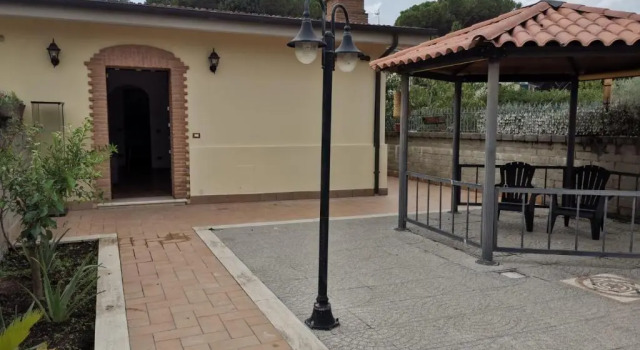 Apartment Roma Tor Vergata con Giardino, 预订 公寓 托尔维尔戛塔 拉齐奥大区