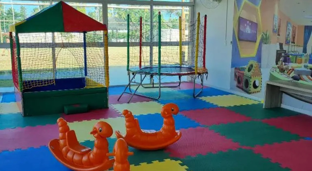 Flat piscina/academia/campo de futebol-Muro Alto
