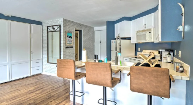 Chic Winter Park Studio w/ Community Hot Tub, Забронировать Отель Винтер Парк Winter Park - Fraser, рядом с Лыжный подъёмник Iron Horse
