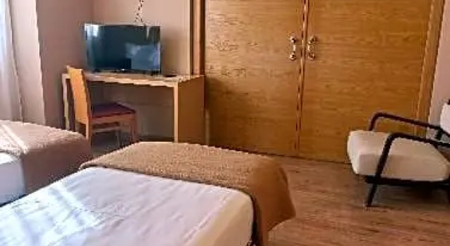 Полулюкс Iraipe Santuario de Arantzazu Hotel