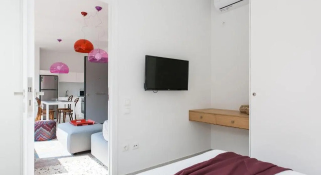 Modern chic apartment, central Athens (Ermou st)