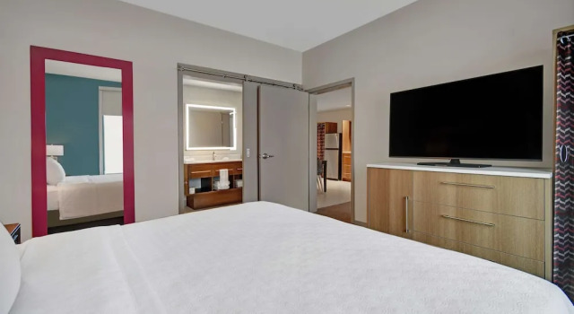 Люкс c 1 комнатой Home2 Suites by Hilton Blacksburg University