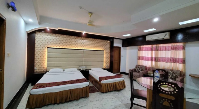 Четырёхместный люкс Premier Hotel Sea World Cox's Bazar